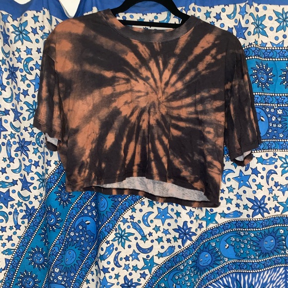 Size small Hollister crop top - Picture 1 of 1